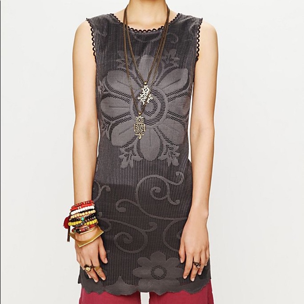 Free People Almost Famous gray shift dress